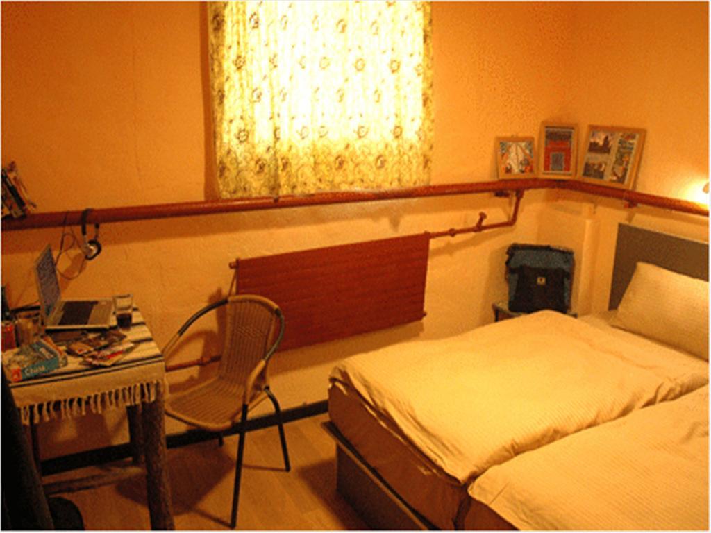 P.Loft Youth Hostel Beijing Bilik gambar